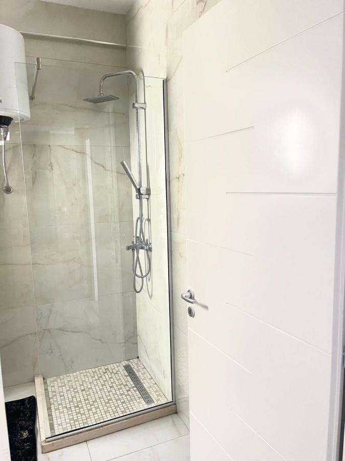 Twentysix Apartment Shkodër 外观 照片